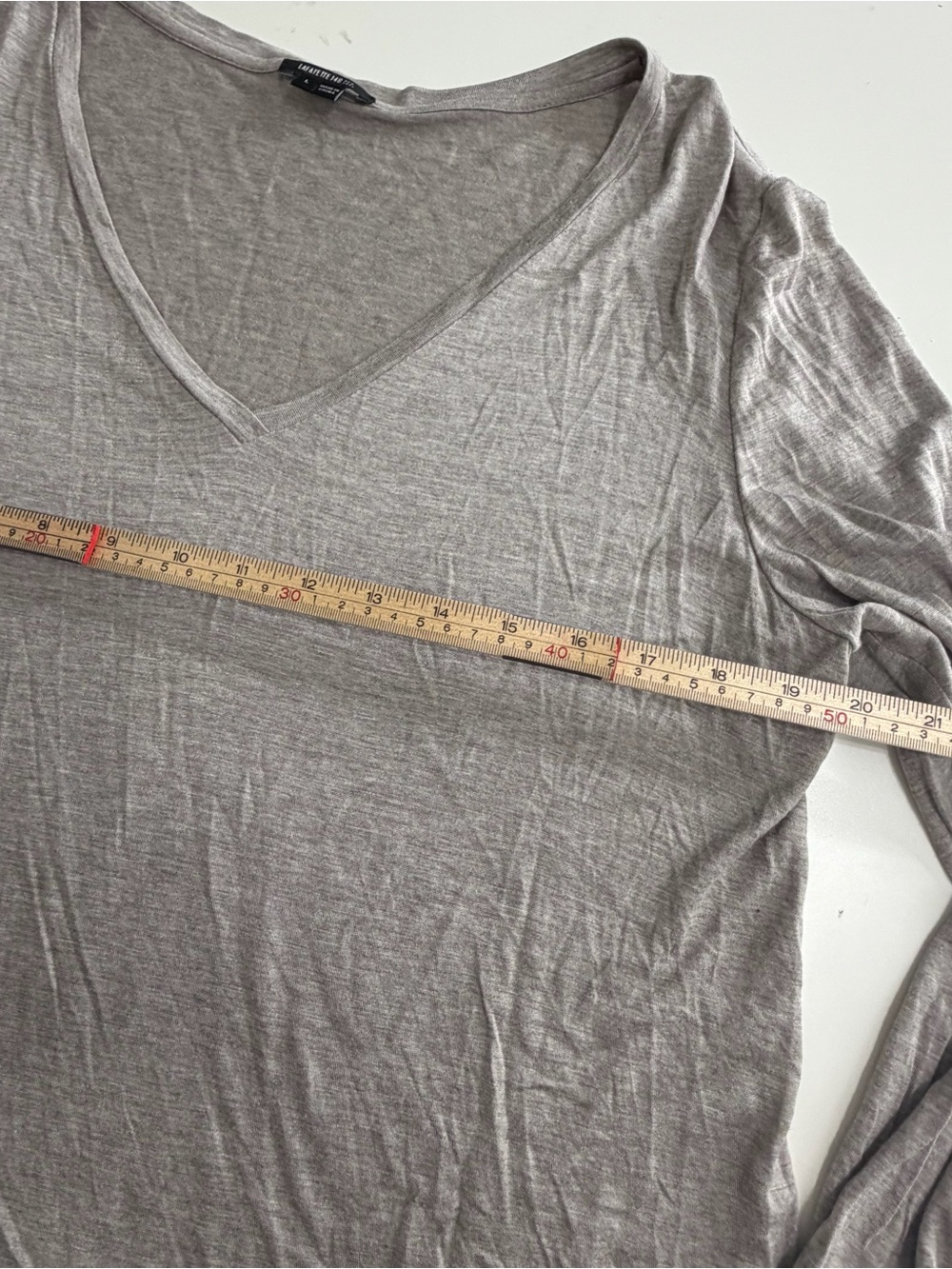 Lafayette 148 New York V-Neck Long Sleeve Top in Gray Size Large Minimalist - Picture 8 of 13